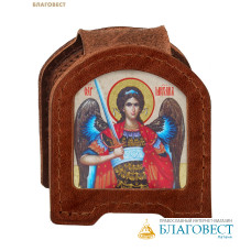 Икона дорожная раскладная Архангел Михаил (натуральная кожа). Цвет коньяк